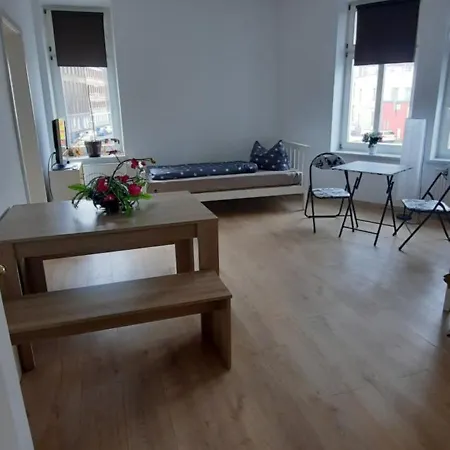 Apartment -fairmieten-leipzig De-preiswerte Naehe Bmw Fuer Monteure Messegaeste-mockauer Str
